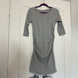 Ingrid & Isabel Gray Ruched Midi Dress with 3/4 Sleeves